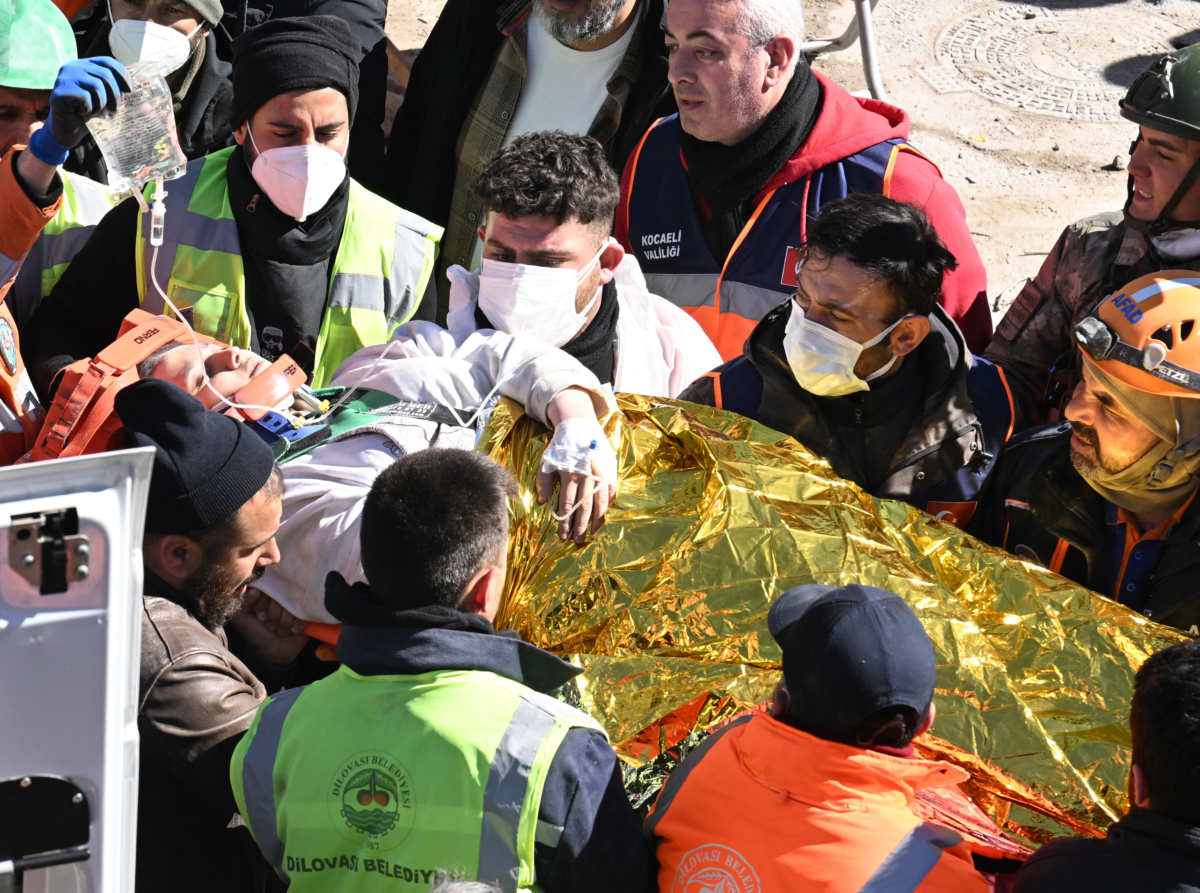 Kahramanmaraş'ta Aleyna Ölmez depremden 248 saat sonra enkazdan çıkarıldı