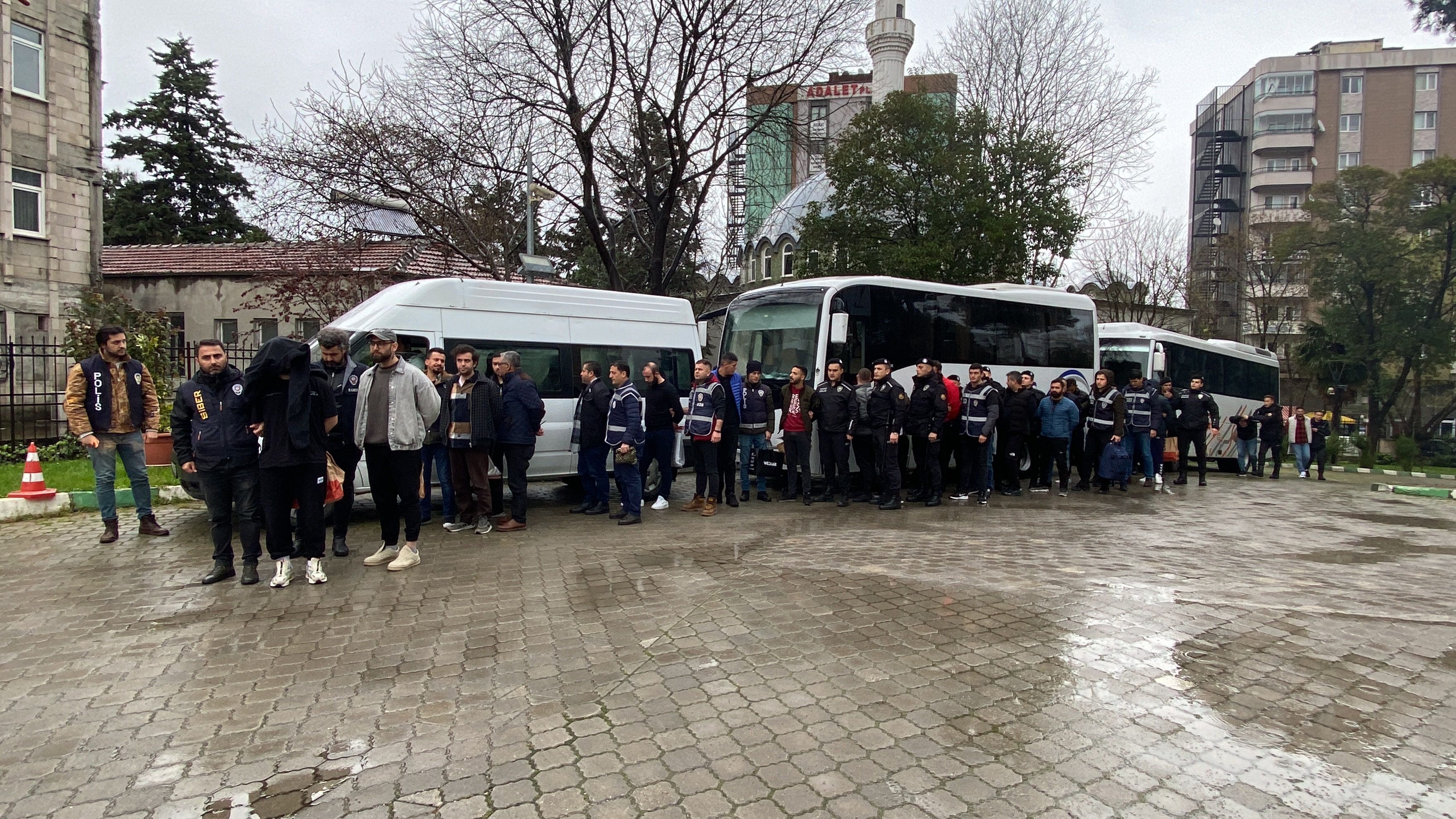 Samsun'da yasa dışı bahis operasyonu: 23 kişi tutuklandı
