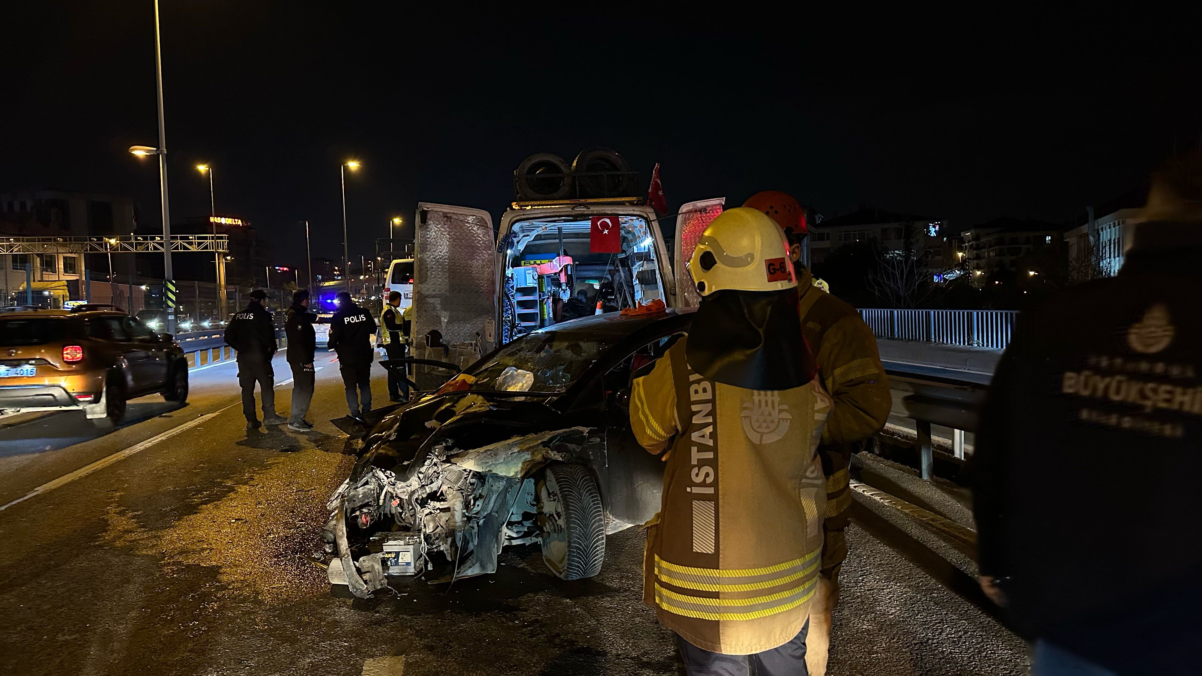 İstanbul'da makas atma kazası: Suat Kaya öldü