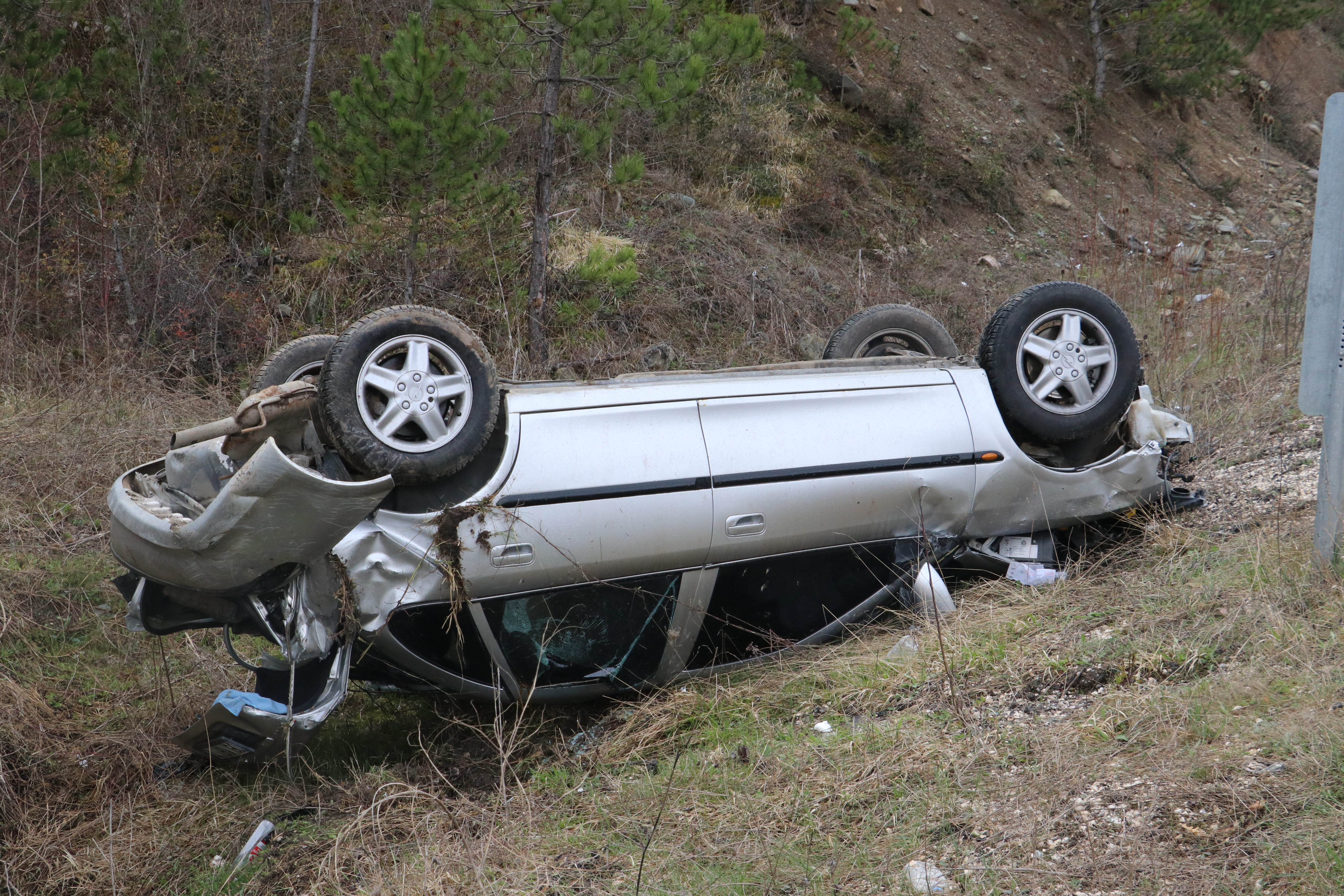Kastamonu'da kaza: Ebrar Türkmenoğlu öldü. Mustafa Kurtçuoğlu ve Sema Kurtçuoğlu ile 2 çocuk yaralandı