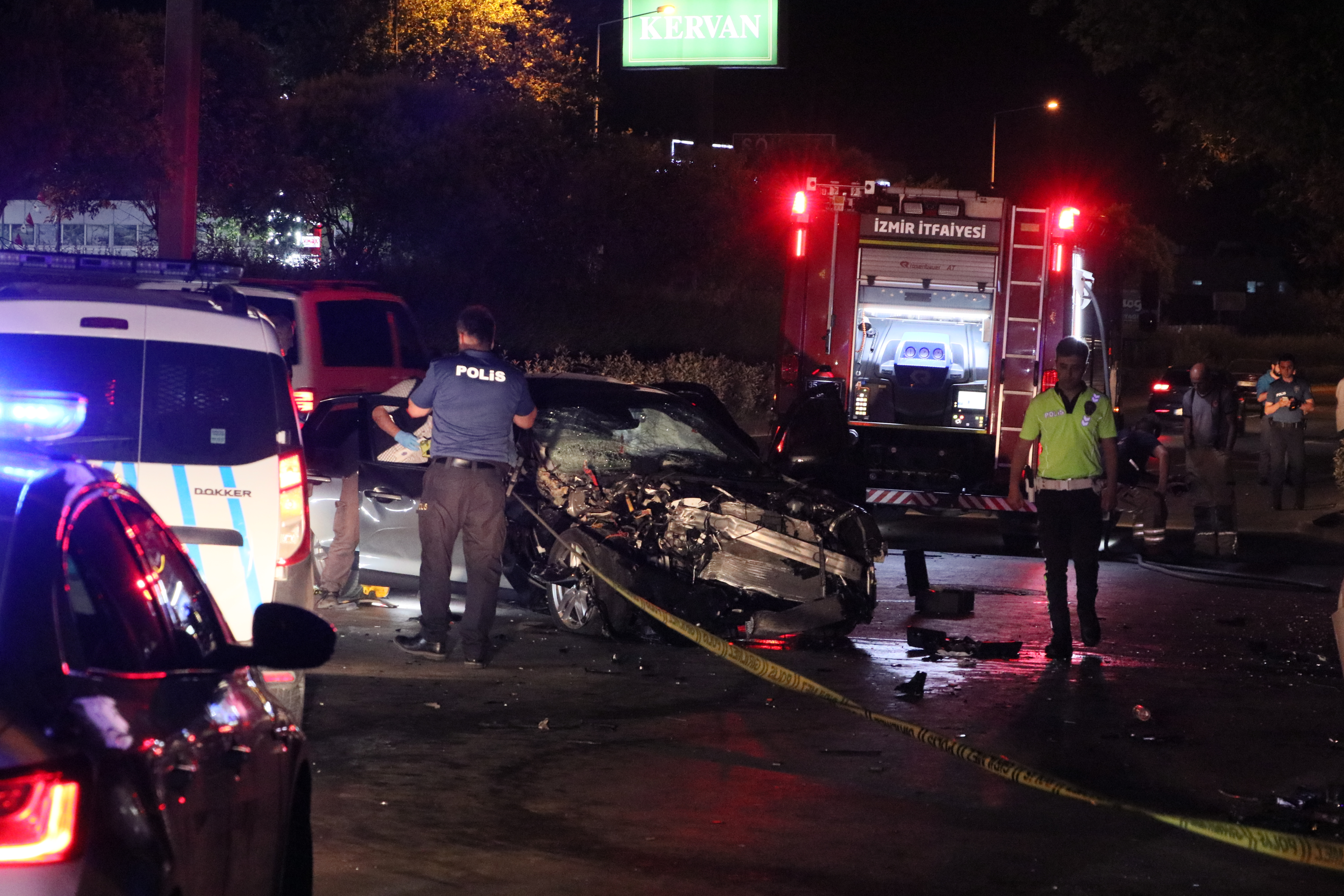 İzmir'de feci kaza: İnci Özparıltılı öldü,  bebeği yaralı