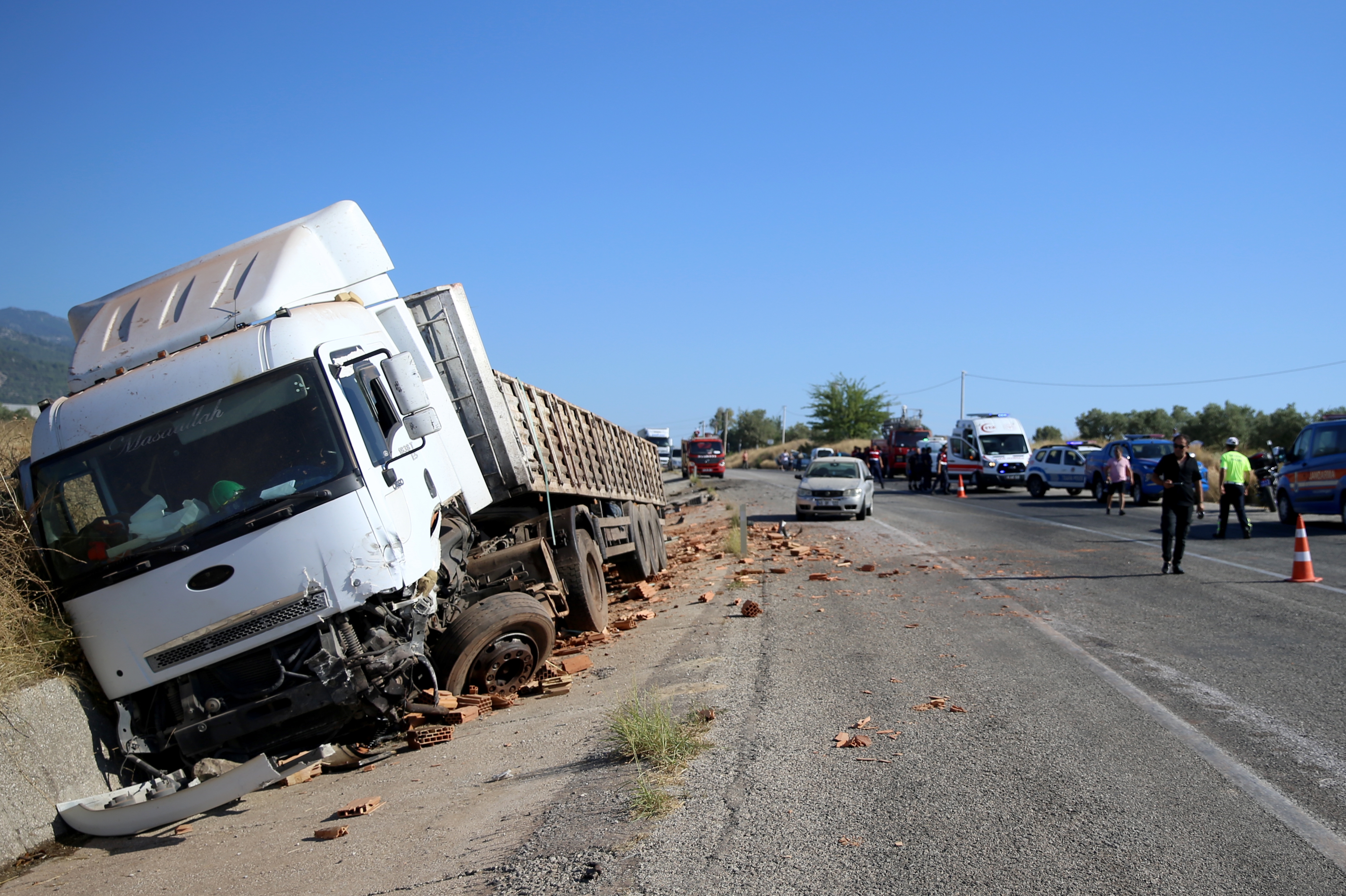 Muğla'da feci kaza: Batuhan Karagül ve Aziz Köse öldü