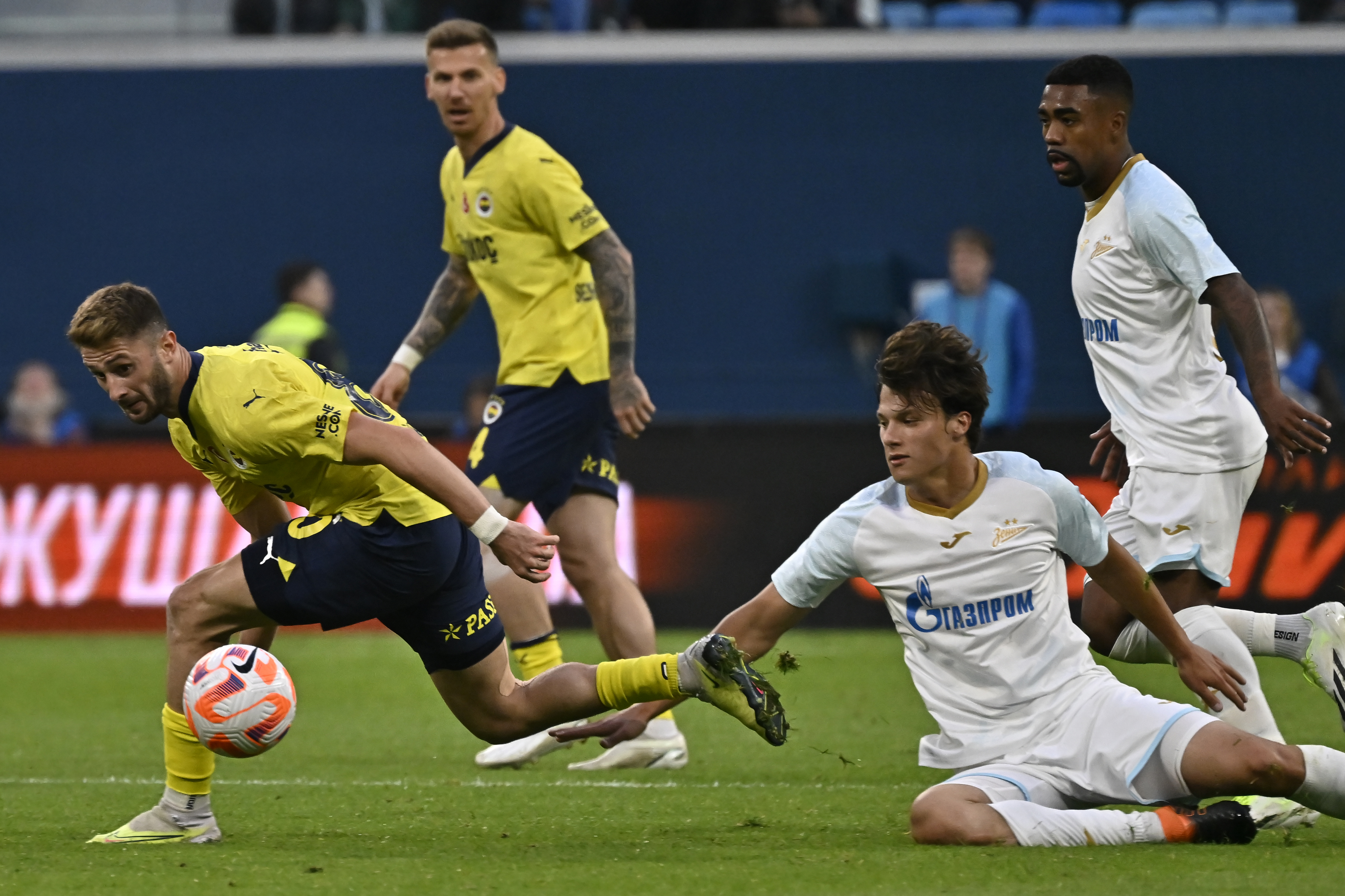 Fenerbahçe Rusya'da penaltıbahçe! İsmail Kartal ilk maçında ne yaptı?