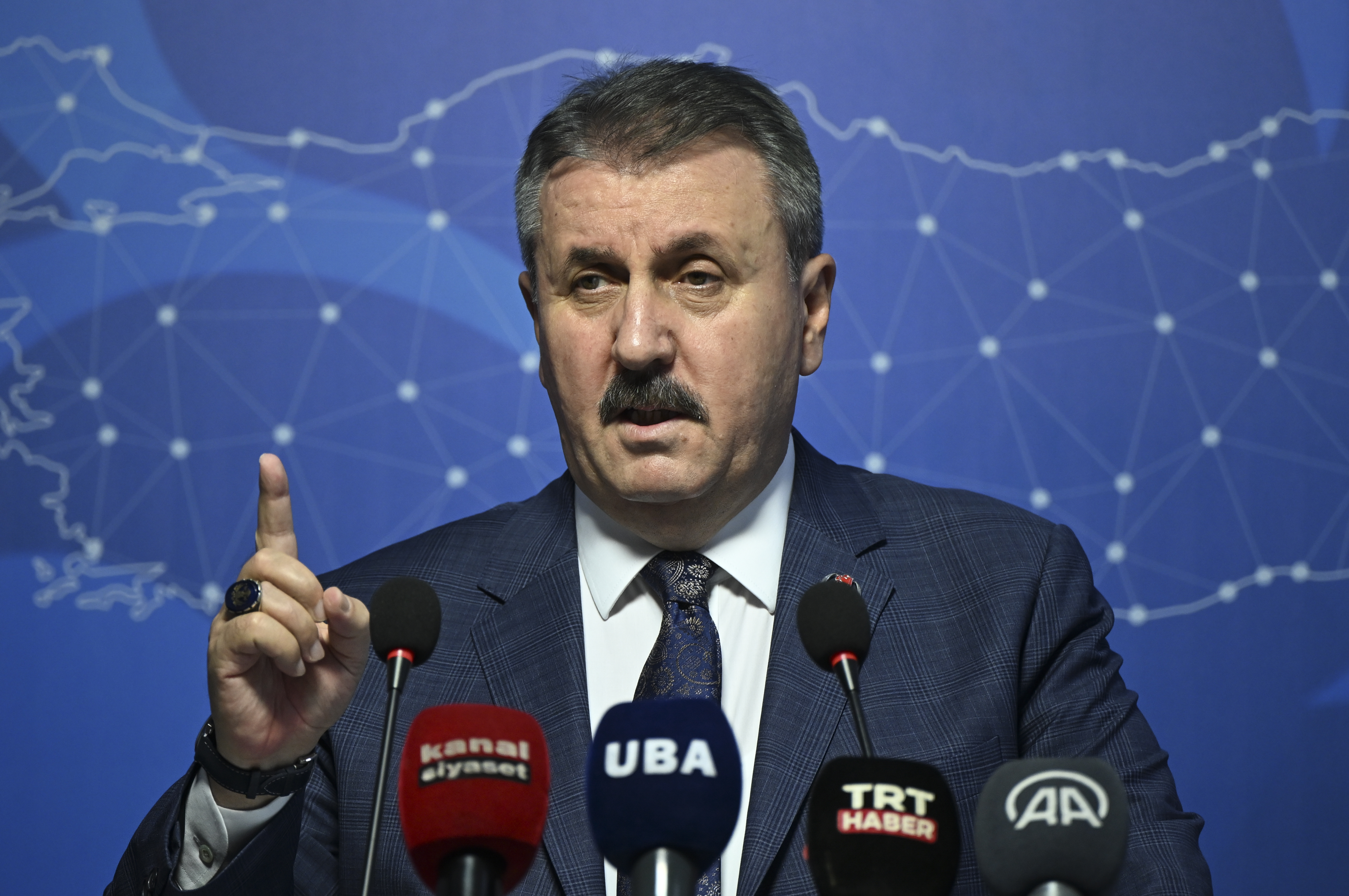 Mustafa Destici'den emekli maaşlarıyla ilgili açıklama. Ekim ayını işaret etti