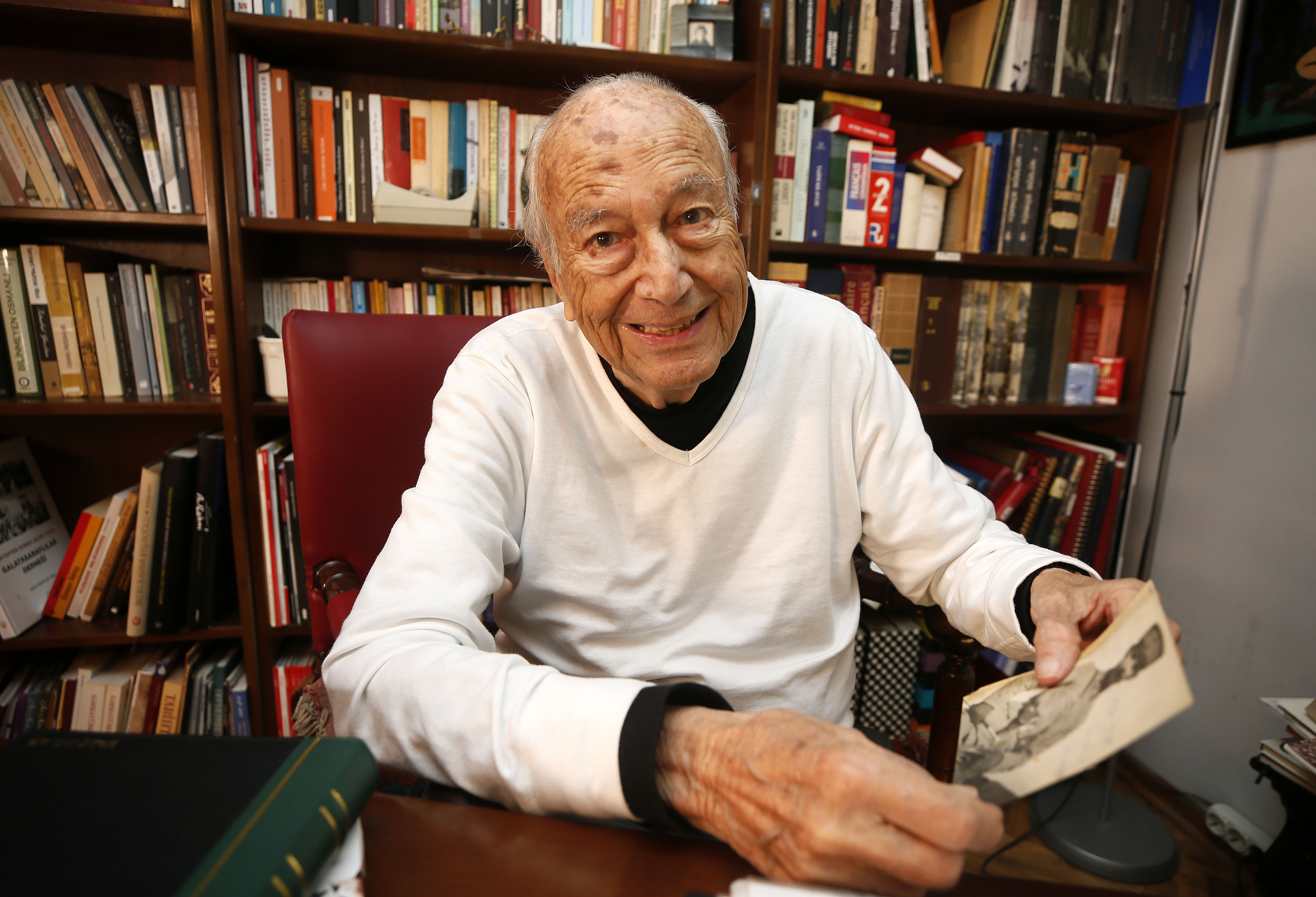 Hıfzı Topuz neden öldü? Hıfzı Topuz kimdir?