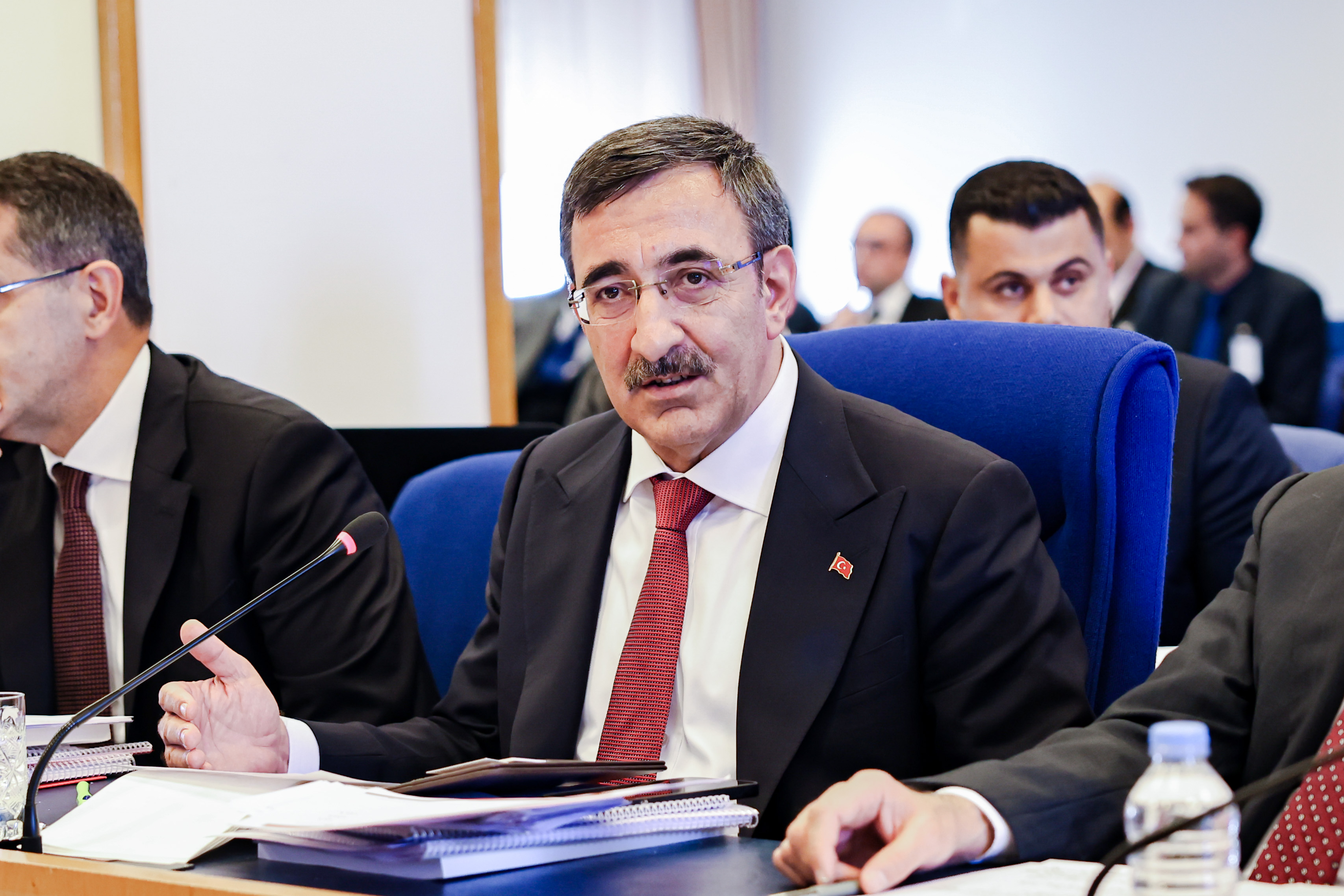 Cumhurbaşkanı Yardımcısı Cevdet Yılmaz:  Türkiye'nin düzenli göçe ihtiyacı var!