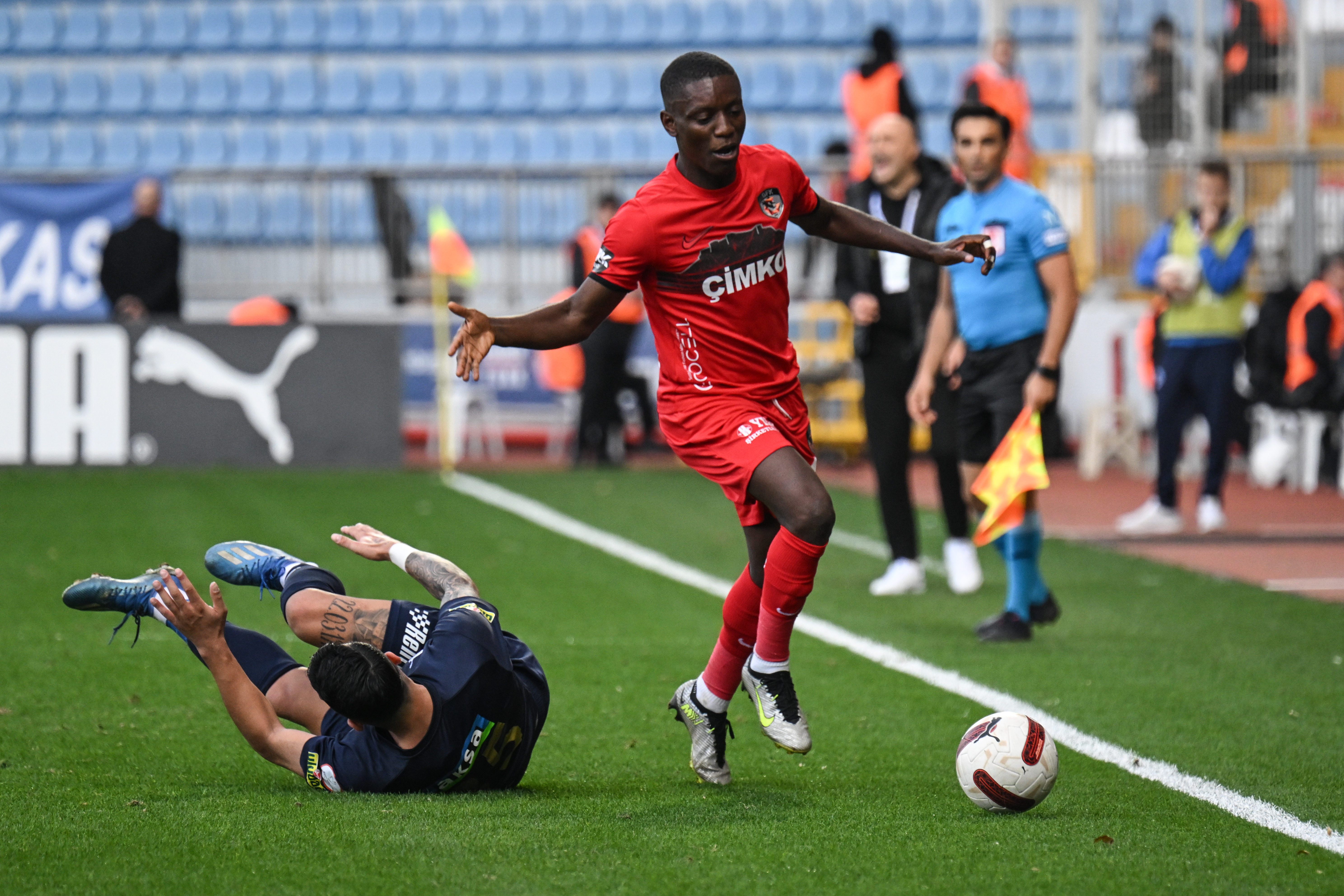 Gaziantep FK İstanbul'da neye uğradığını şaşırdı. Kasımpaşa 4'lük yaptı