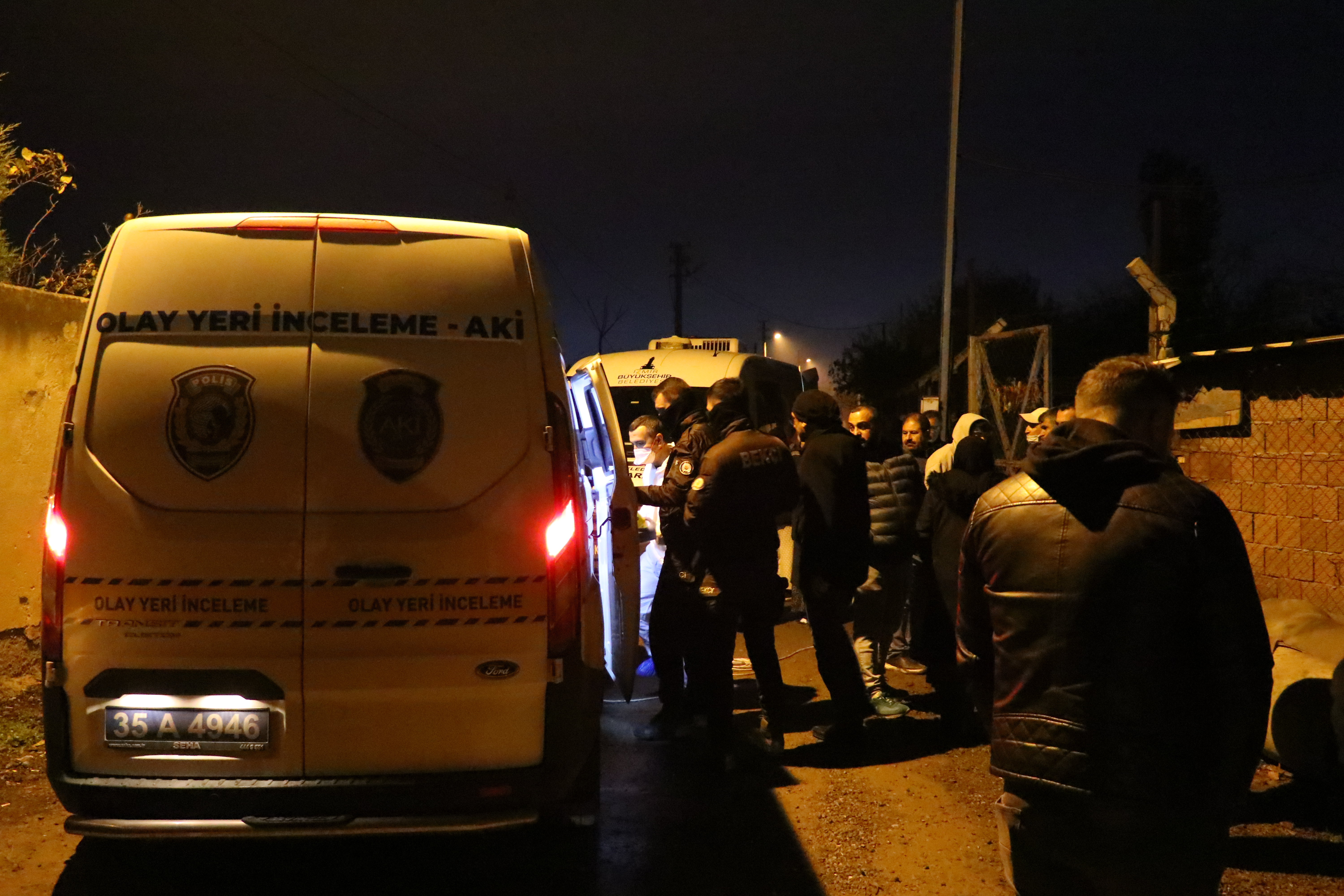 İzmir'de oğlu tarafından bıçaklanan Fazile Çavdar öldü