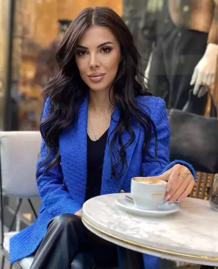 Esra Akman