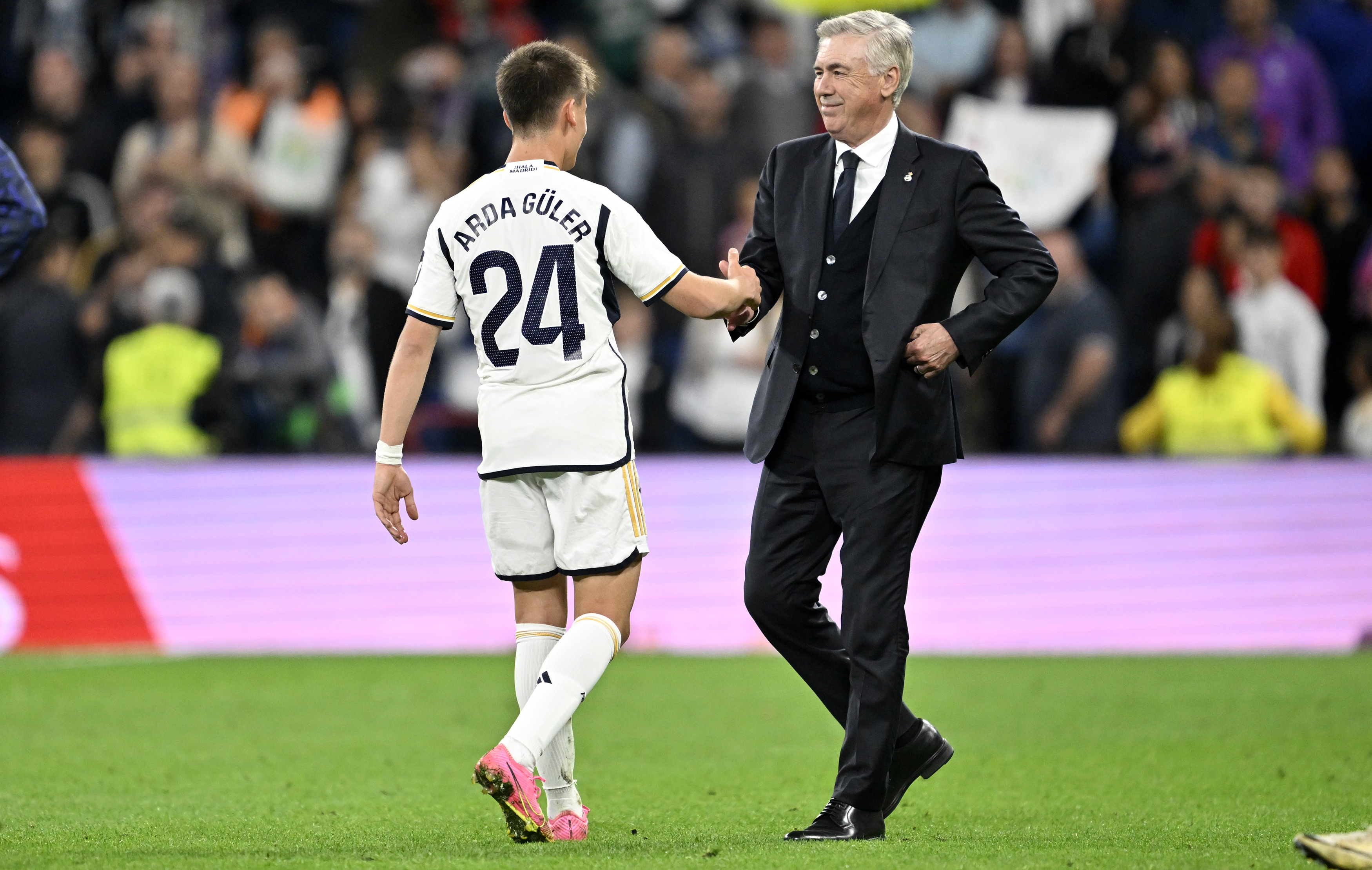 Arda Güler'den harika gol. Ancelotti kutladı. Real Madrid fark attı