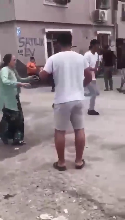 4 Kisinin Oldugu Damat Katliaminin Goruntuleri 17453071 6807 M