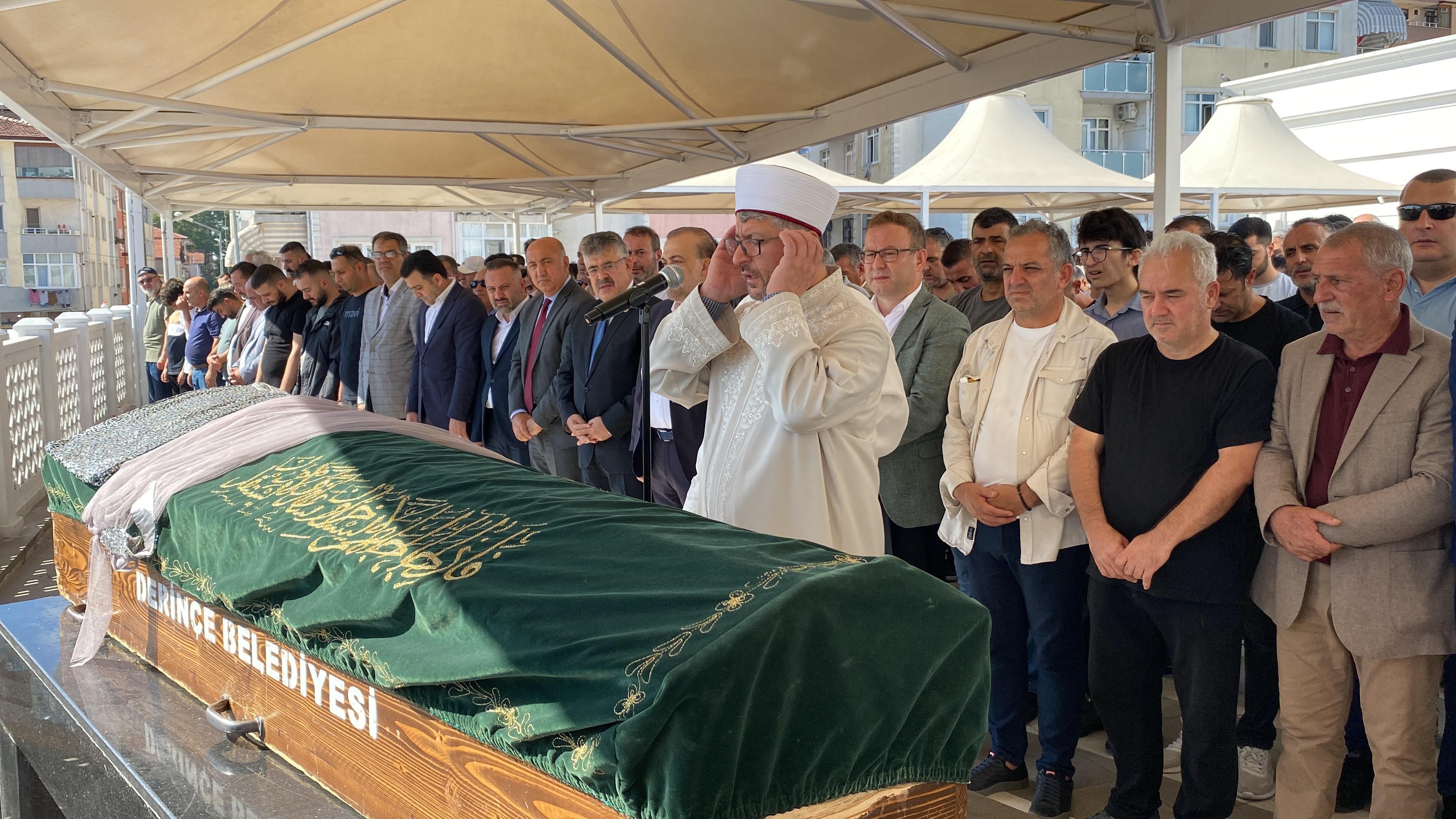 Hamakta sallanan küçük kız boğularak hayatını kaybetti