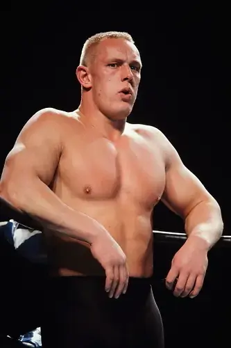 Ferdi Kadiolglu Nun Kayinpederi Bakin Kim Cikti 18214757 7973 M