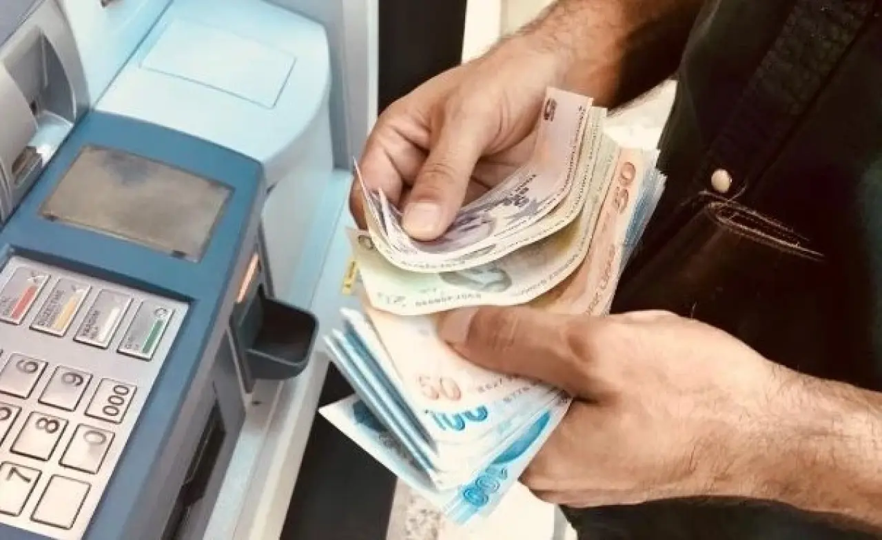 Emeklilere müjde! Çifte bayram müjdesi mi geliyor? İkramiyeye ne kadar olacak? 6