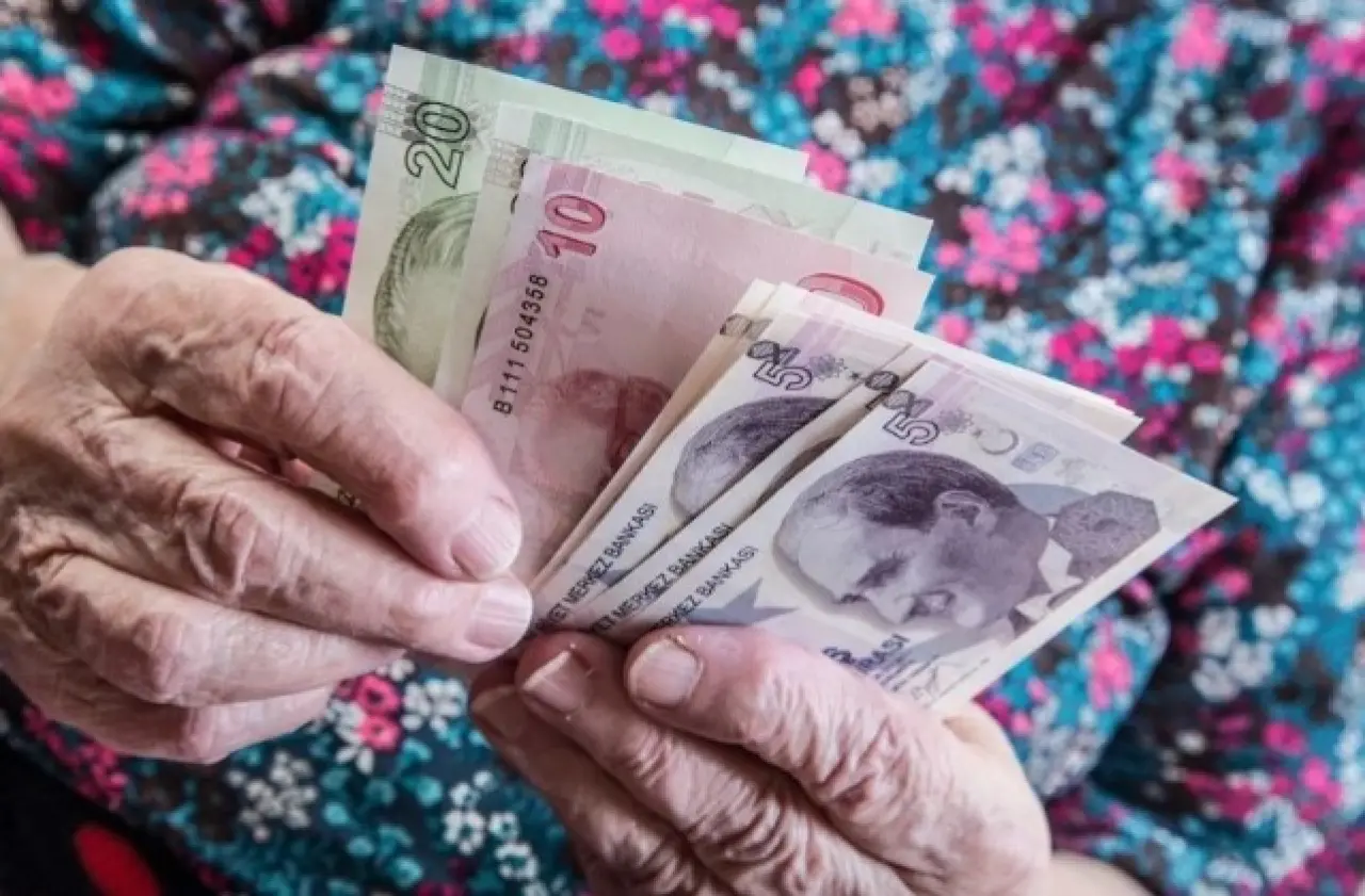 Emeklilierin beklediği rakam! Bayram ikramiyesi ne kadar olacak? 5