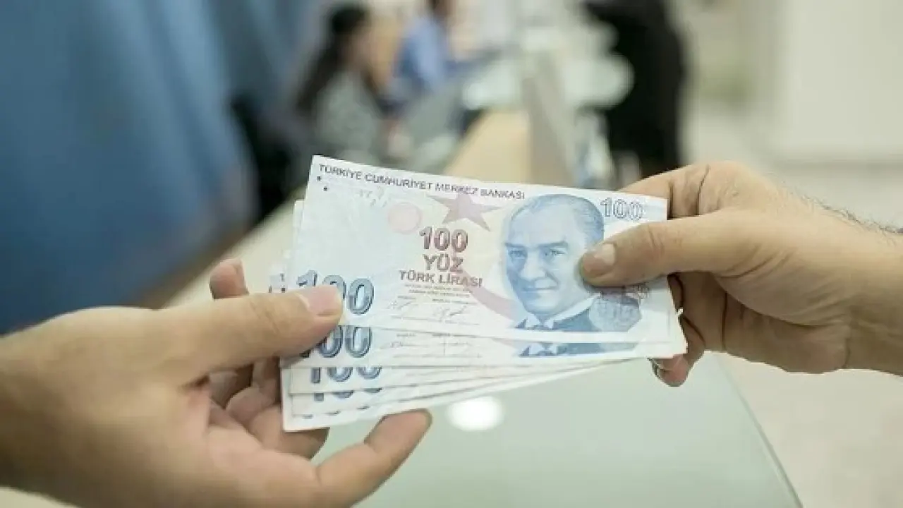Emekliye müjde! 2026 yılı bayram ikramiyesi kulislerden sızdı 4