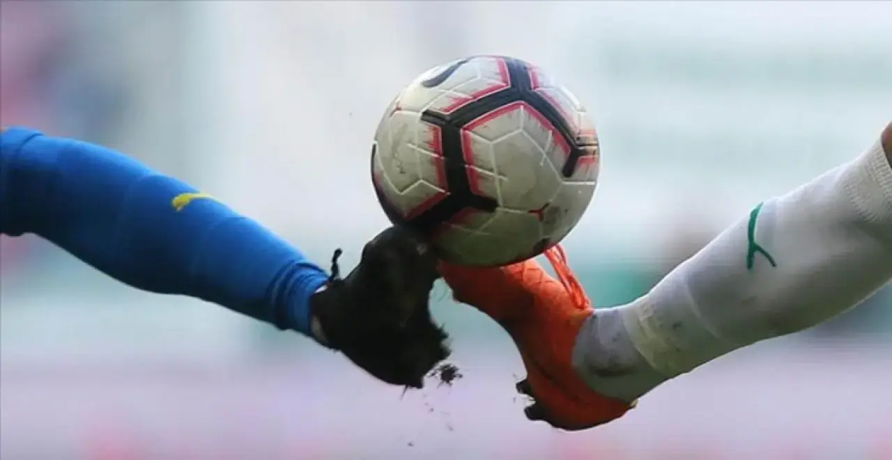 Koç burcu 11 Şubat Çarşamba 2026 günlük burç yorumu: İş hayatında farkındalık günü 4