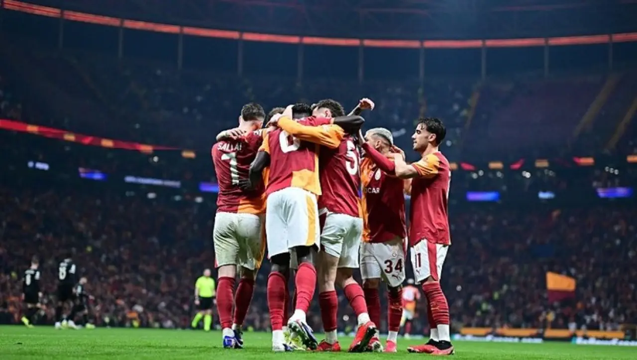 Galatasaray Juventus maç özeti 5-2 Şampiyonlar Ligi'nde tarihi gece 2