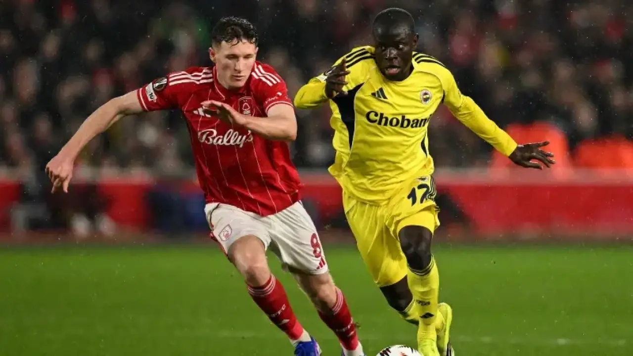 Nottingham Forest Fenerbahçe maç özeti 1-2 Kanarya Avrupa'ya veda etti 5