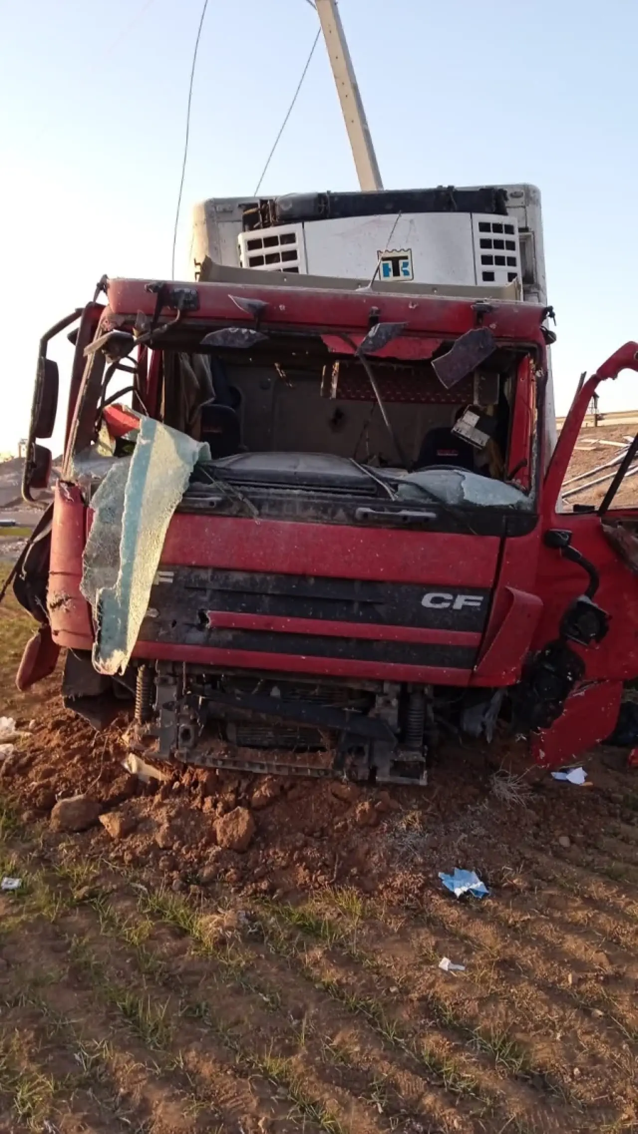 Hataylı tır şoför hayatını kaybetmişti: İsrail füzesinin vurduğu tır görüntülendi 6