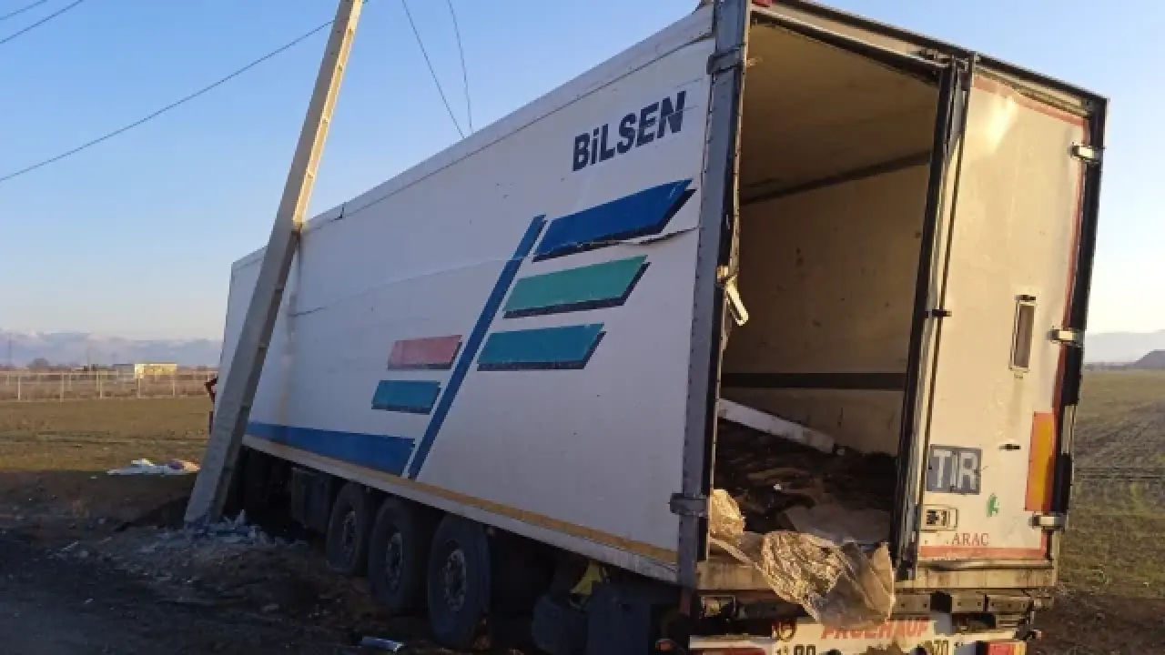 Hataylı tır şoför hayatını kaybetmişti: İsrail füzesinin vurduğu tır görüntülendi 5
