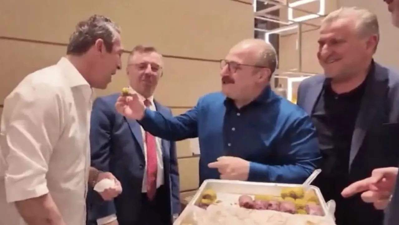 İftara damga vuran baklava krizi: Sadettin Saran’dan Mustafa Varank’a olay yanıt 3