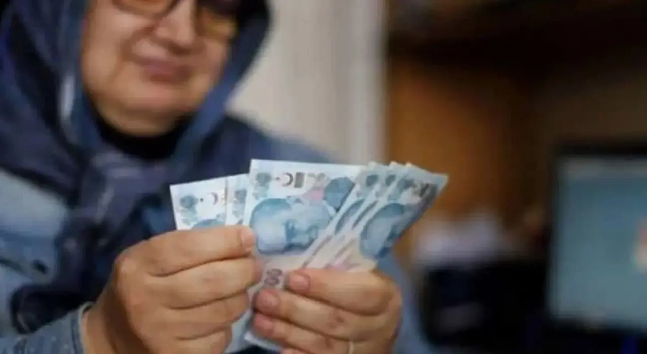 Emekli maaş promosyonları değişti: İşte banka banka ücretler! 3