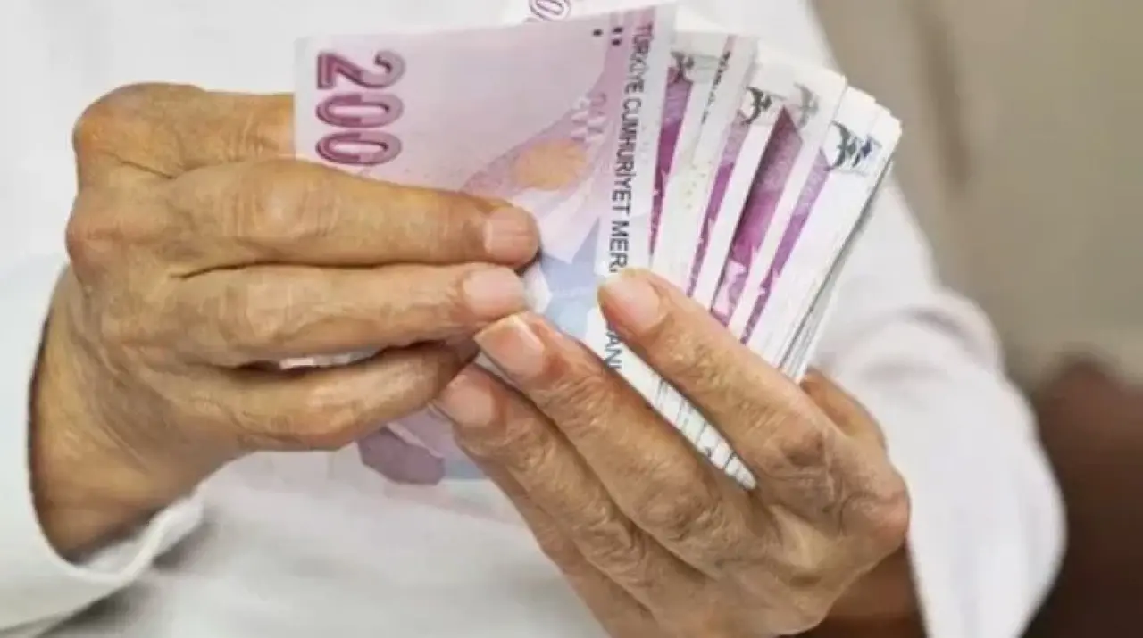 Emekli maaş promosyonları değişti: İşte banka banka ücretler! 2