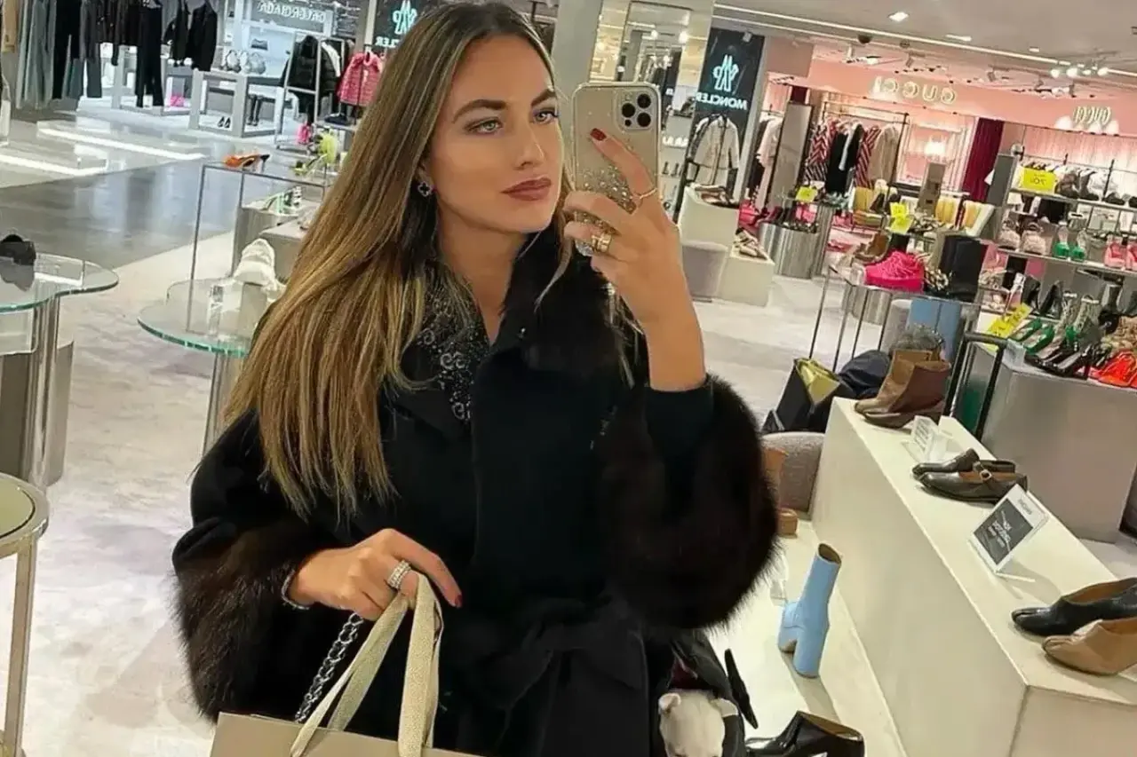 Mezarlıkta korkunç olay: Öldürülen modelin mezarını açıp kafasını kestiler! 3