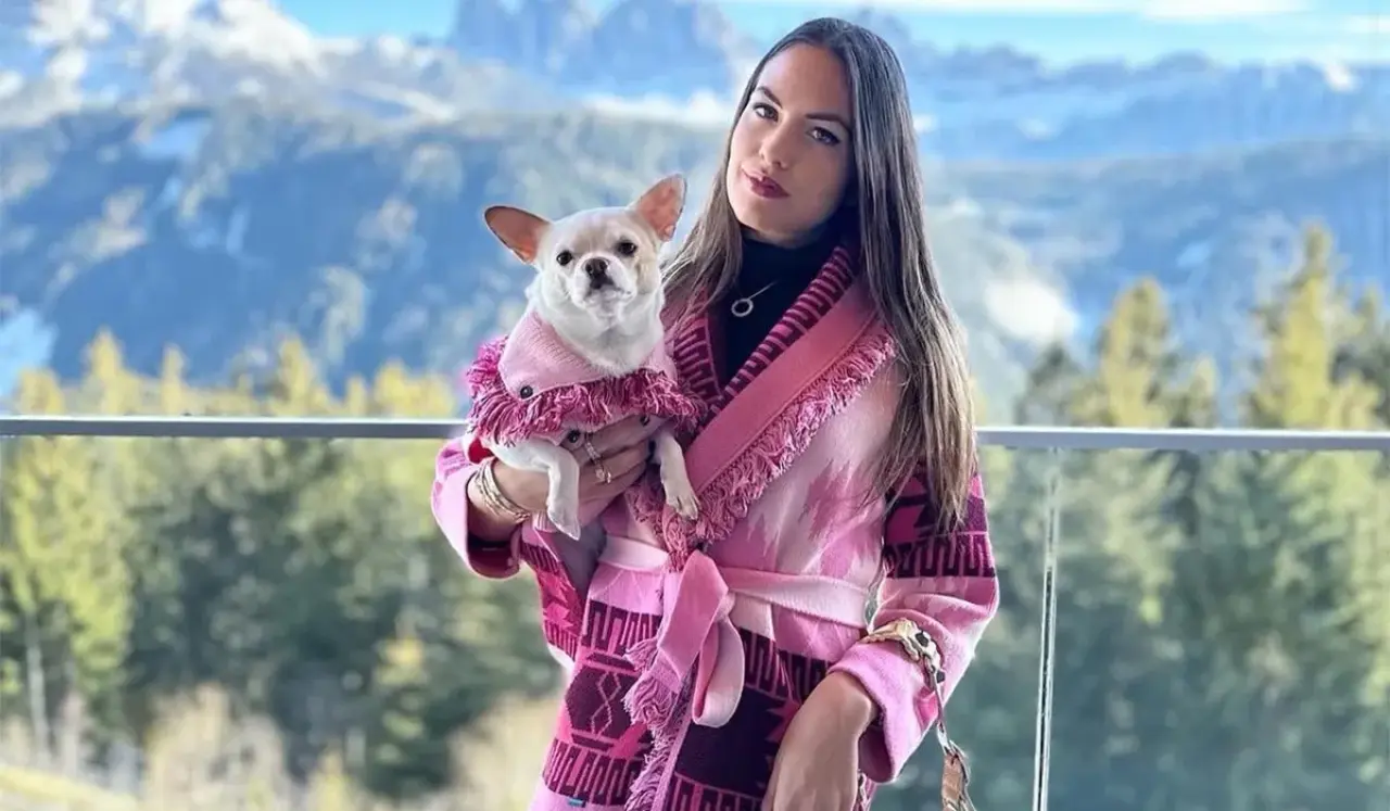 Mezarlıkta korkunç olay: Öldürülen modelin mezarını açıp kafasını kestiler! 1