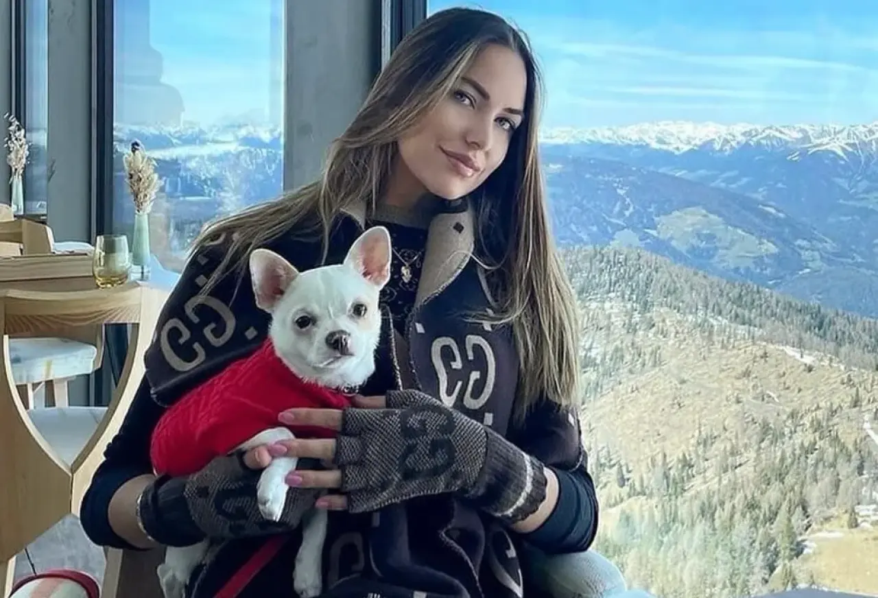 Mezarlıkta korkunç olay: Öldürülen modelin mezarını açıp kafasını kestiler! 4