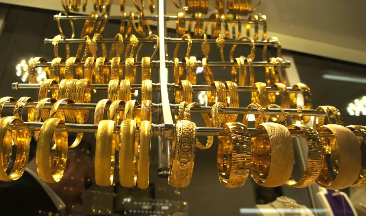 Altın fiyatları neden düşüyor? Gram ve ons altında kritik seviyeler 6