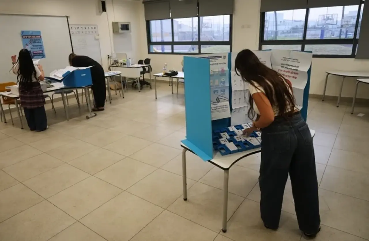İsrail seçimleri 2026 başladı! Netanyahu yeniden başbakan olacak mı, sonuçlar ne zaman açıklanacak? 4