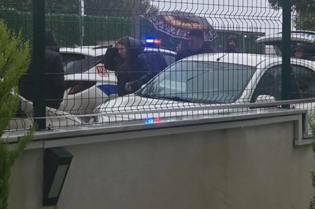 İstanbul Avcılar'da okul önünde silahlı kavga: Trafik tartışması kanlı bitti 1